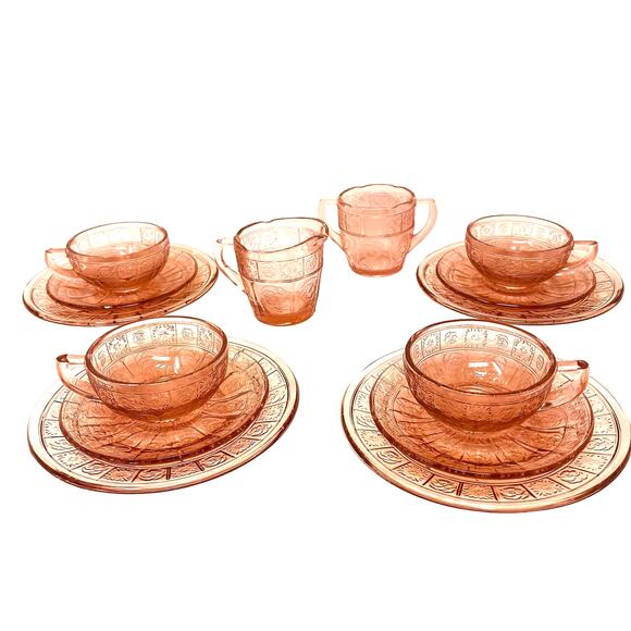 Jeanette Glass Junior Pretty Polly Children's Dinner Party Dish Set COMPLETE - Picture 2 of 13